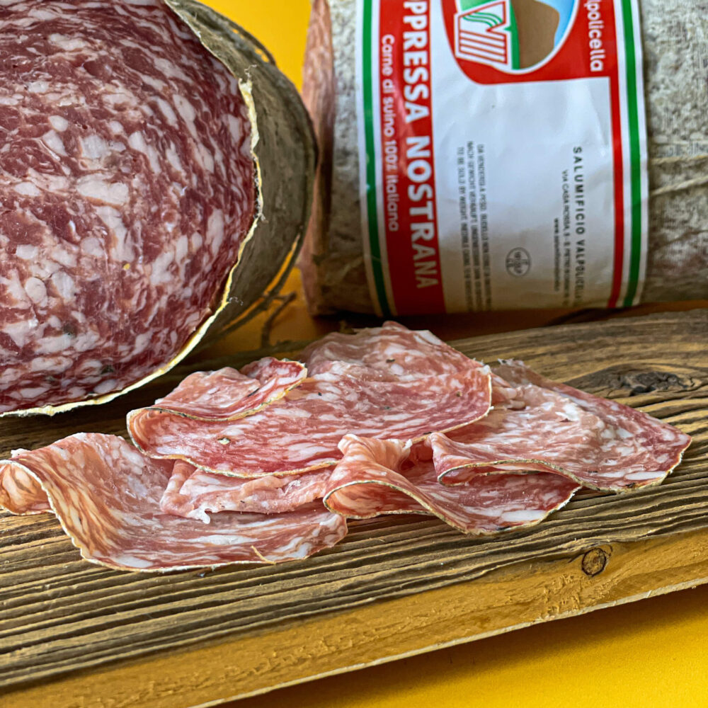 Wenecka kiełbasa Sopressa Nostrana Con Aglio z dodatkiem czosnku
